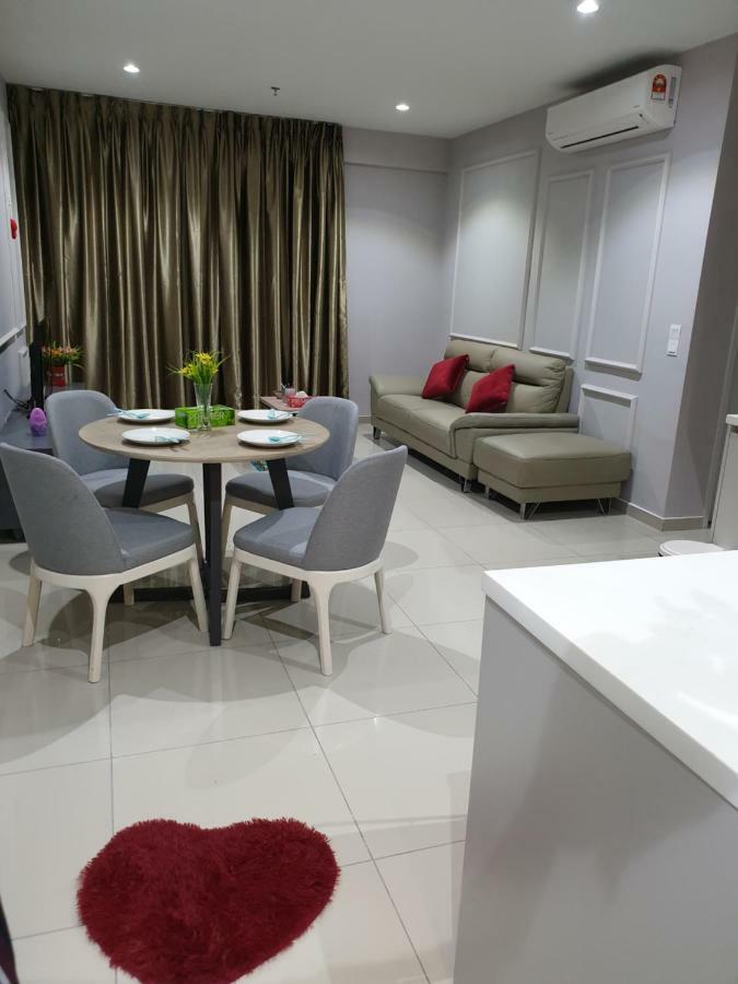 Corner Unit@I-City Family Suite Central Mall View Shah Alam Luaran gambar